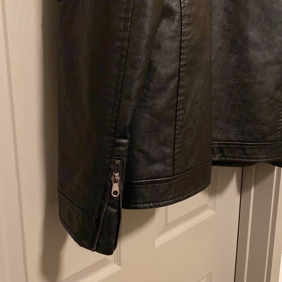 Motorcycle jacket - Picture 6 of 6